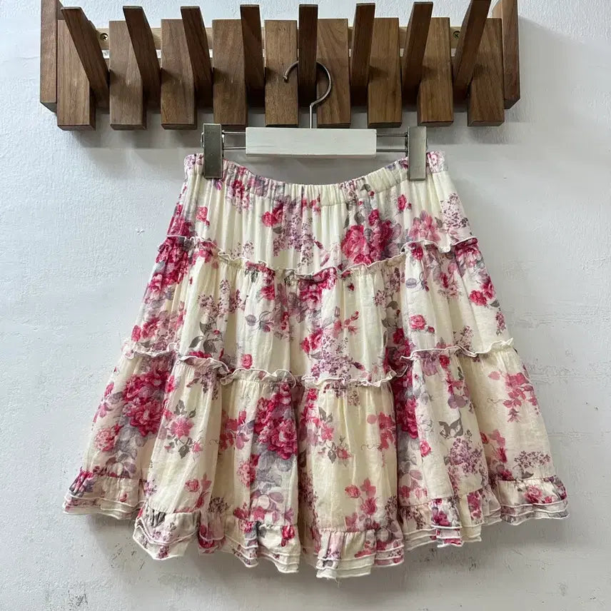 [BUNJANG] CHUXXX Floral Tiered Ruffle Skirt / 일본빈티지 CHUXXX 플로럴 티어드 캉캉 볼륨 실루엣 밴딩 스커트