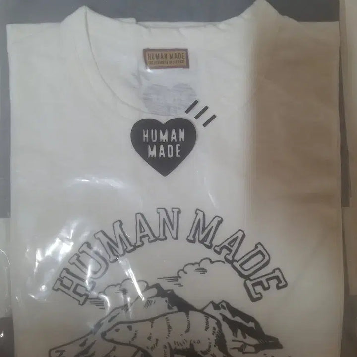 [BUNJANG] Human Made Graphic T-Shirt / 휴먼메이드 흰색 곰돌이 반팔 티셔츠 2XL 새상품 무료배송