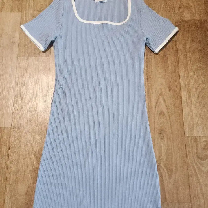 [BUNJANG] Square Neck Short Sleeve Mini Dress Sky Blue / 스퀘어넥 반팔 미니 원피스 하늘색