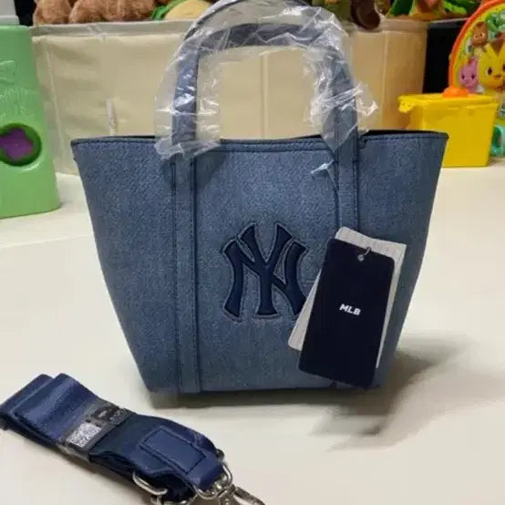 [BUNJANG] MLB New York Yankees Denim Tote Bag / MLB 뉴욕 양키스 데님 토트백 새상품