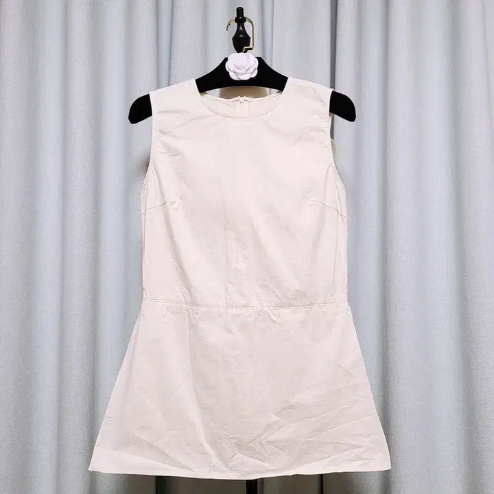 [BUNJANG] BLOSSOM Cotton 100% Sleeveless Blouse / BLOSSOM 블로썸 코튼100 민소매 블라우스