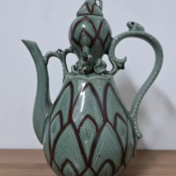 [BUNJANG] Master An Chang-bok Celadon Chin-sa Dragon and Lotus Pattern Ewer / 해동 안창복 도예 명장의 청자진사동화연화문주전자