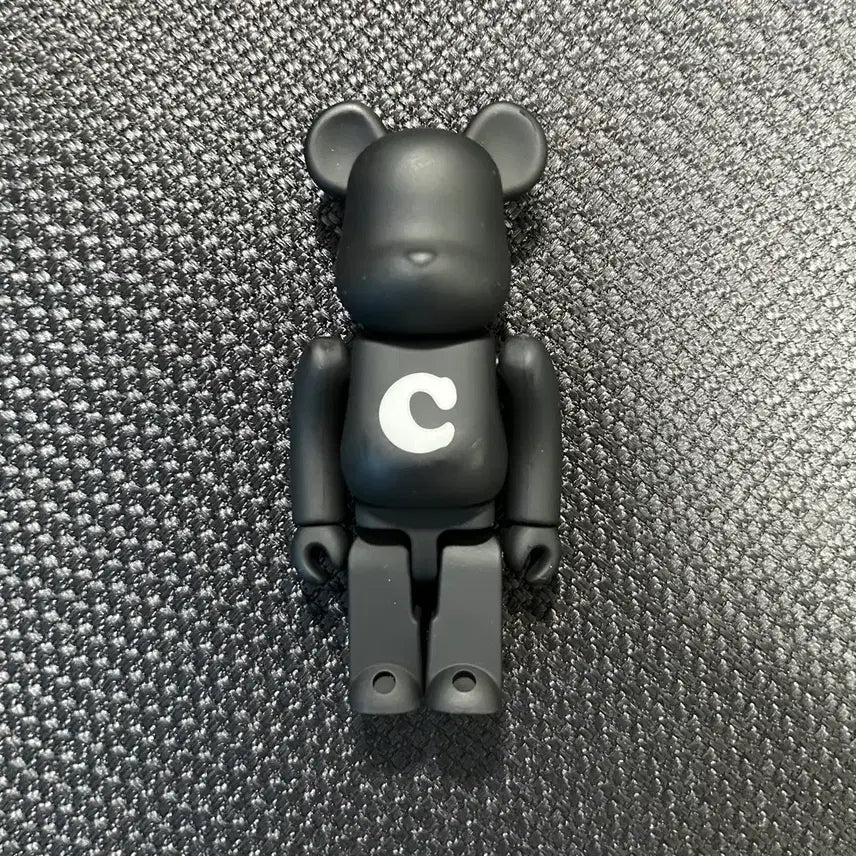 [BUNJANG] The Conveni Bearbrick C Unsealed / 베어브릭 컨비니 THE CONVENI C 개봉