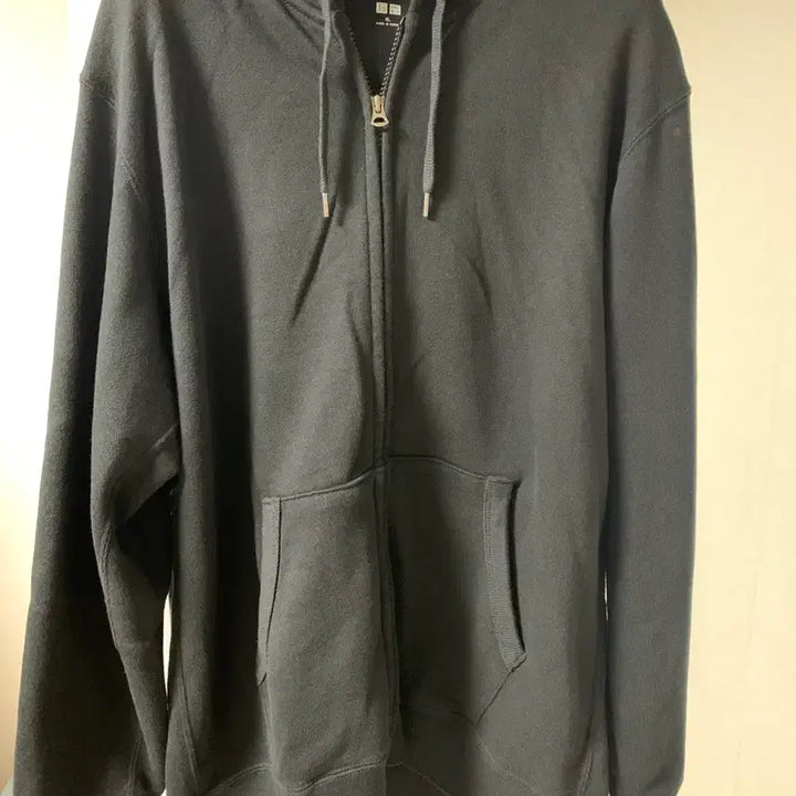 [BUNJANG] Uniqlo Black Zip-Up Hoodie XL / 유니클로 후드짚업 블랙 xL사이즈 판매