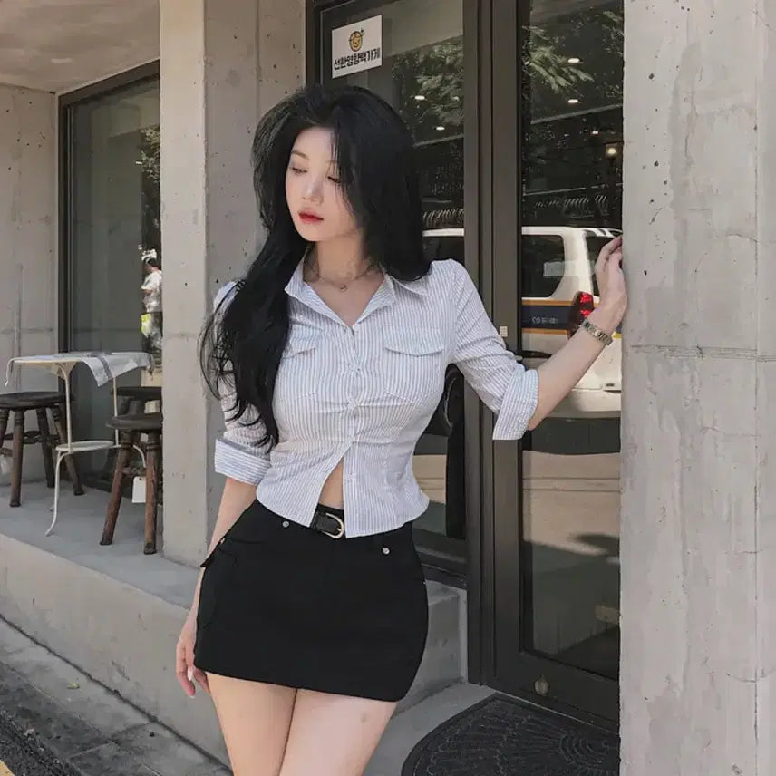 [BUNJANG] High Classic Slimming Striped Shirt White / (새상품)에이블리 하이클래식 허리잘록 굴림 스트라이프셔츠 화이트색상 판매