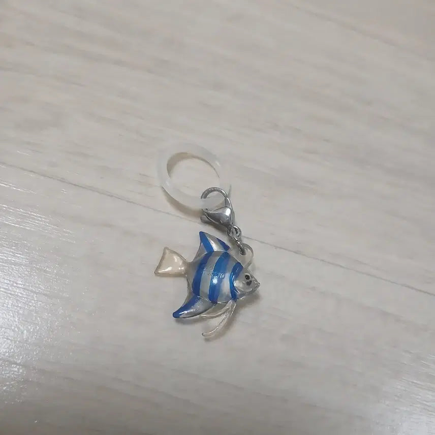 [BUNJANG] Bandai Dancing Sea on a Rainy Day Summer Marine Charm Gacha Figure / 반다이 비오는 날 춤추는 바다 해양 물고기 메지루시 키링 가챠 피규어