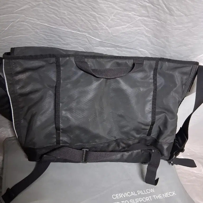 [BUNJANG] Yoshida Photo Messenger Crossbody Bag / 요시다포토   메신저크로스백