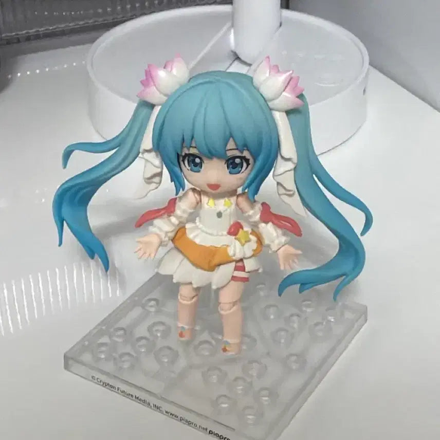 [BUNJANG] Hatsune Miku Figure / 하츠네미쿠