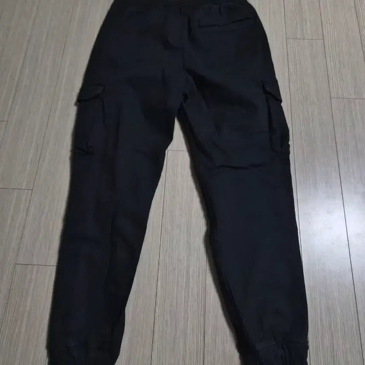[BUNJANG] Umbro Black Cargo Jogger Pants / 엄브로 블랙 카고 조거팬츠