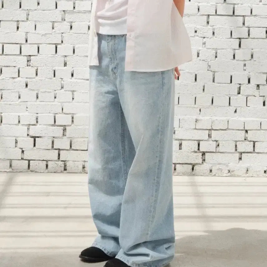 [BUNJANG] Dive-In Wide Flare Denim Pants (Size 0) / 0사이즈 다이브인 와이드 플레어 데님 팬츠