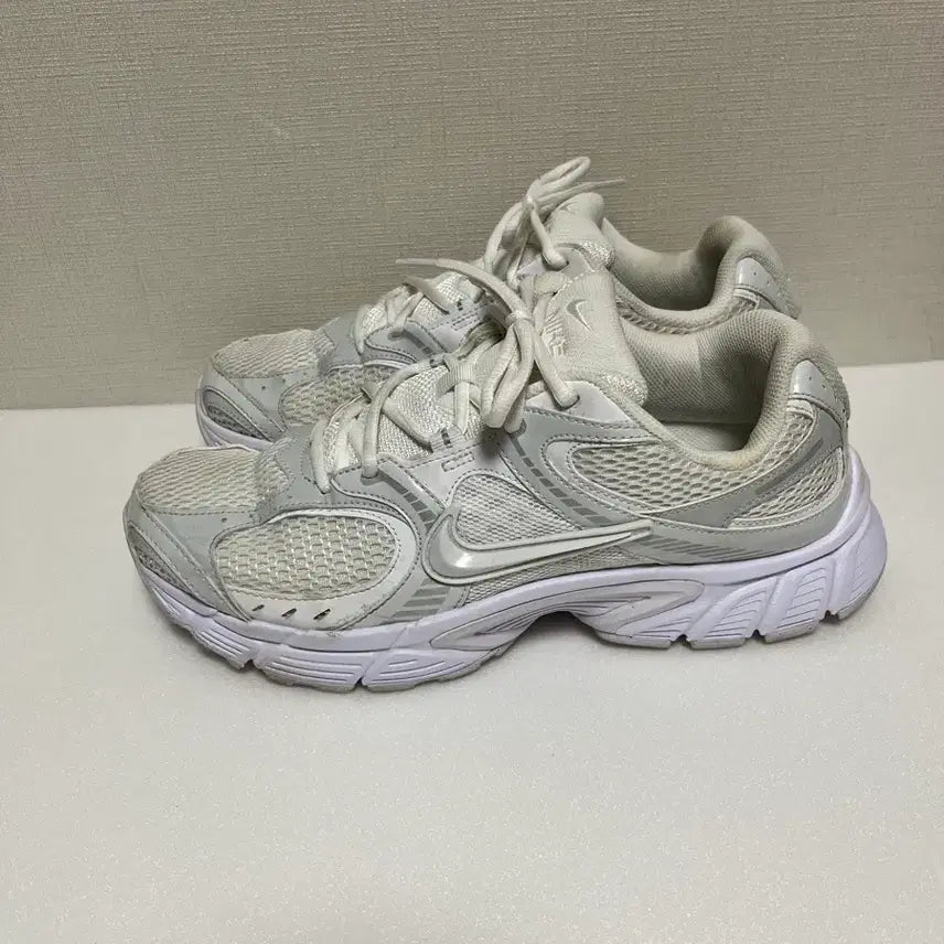 [BUNJANG] Nike V5 RNR Running Shoes 280mm / 상태최상 25년 나이키 V5 RNR 런닝화 280mm