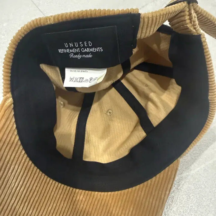 [BUNJANG] Unused Corduroy Cap / 언유즈드 코듀로이 캡