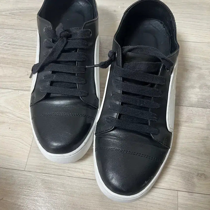 [BUNJANG] Chanel CC Platform Sneakers Black White Size 38 / 네고사절샤넬 CC 플랫폼 스니커즈 블랙 화이트 38 (245) 정품