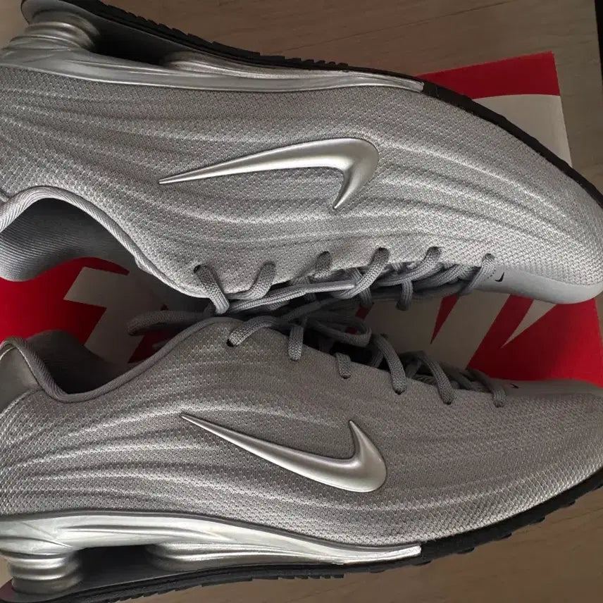 [BUNJANG] Nike Shox Z Silver Sneakers / 나이키 샥스z 실버