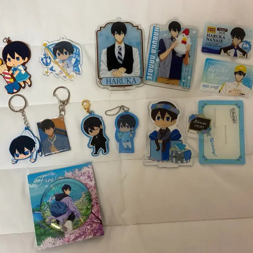 [BUNJANG] Nanase Haruka Acrylic Keyring &amp; Rubber Strap Bundle / Free 프리 나나세 하루카 키링 아크릴 러버스트랩 일괄