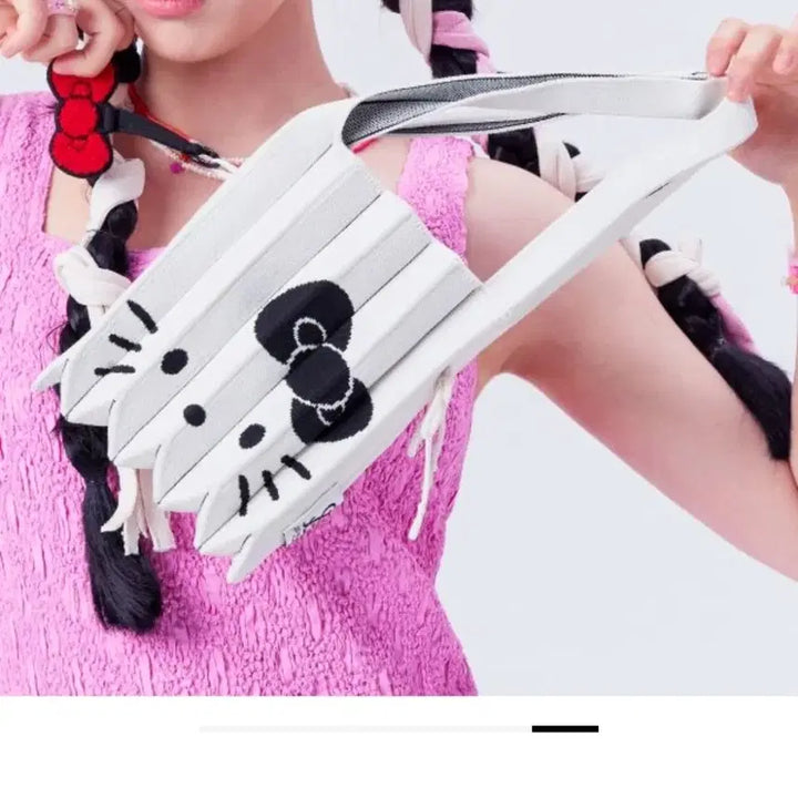 [BUNJANG] Joseph &amp; Stacey Knit Bag Small Hello Kitty Vanilla / 조셉앤스테이시 니트백 스몰 헬로키티 바닐라 새상품