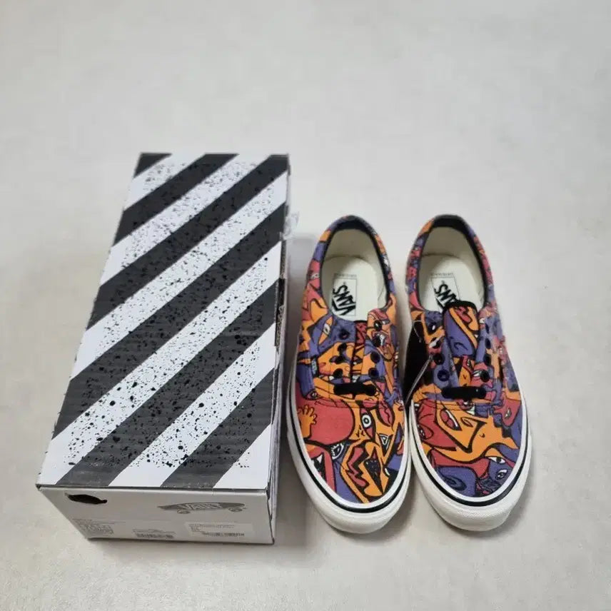 [SOLD OUT] Vans 반스 볼트 에라  새상품