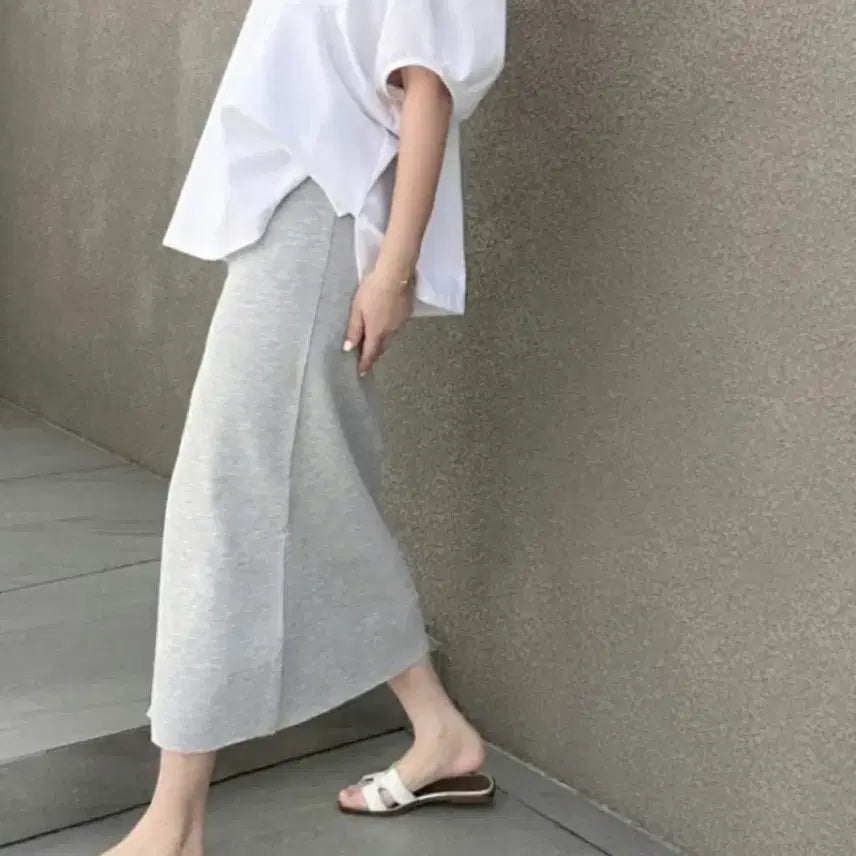 [BUNJANG] Norita Banding Slit Long Skirt Grey / 노리타 밴딩 트임 롱스커트 그레이