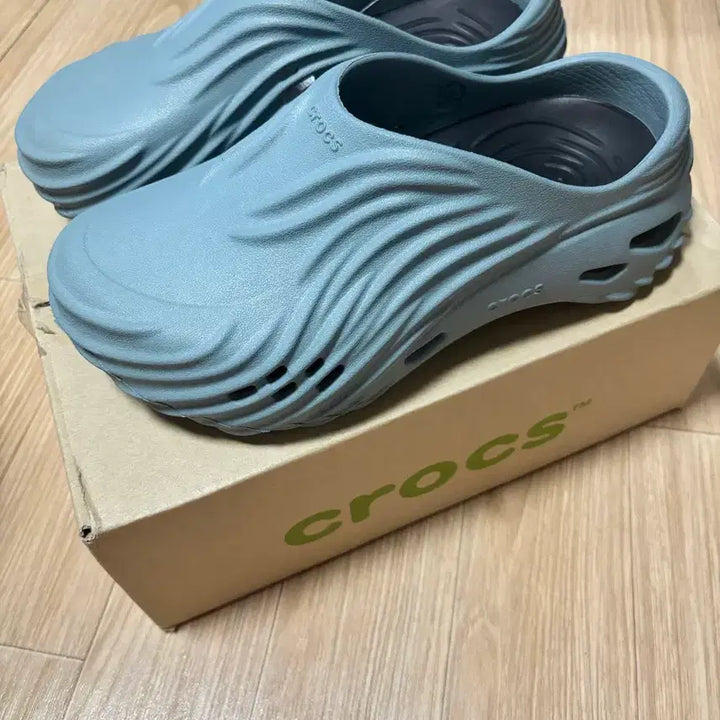 [BUNJANG] Crocs Echo Wave 250 / 크록스 에코웨이브 250