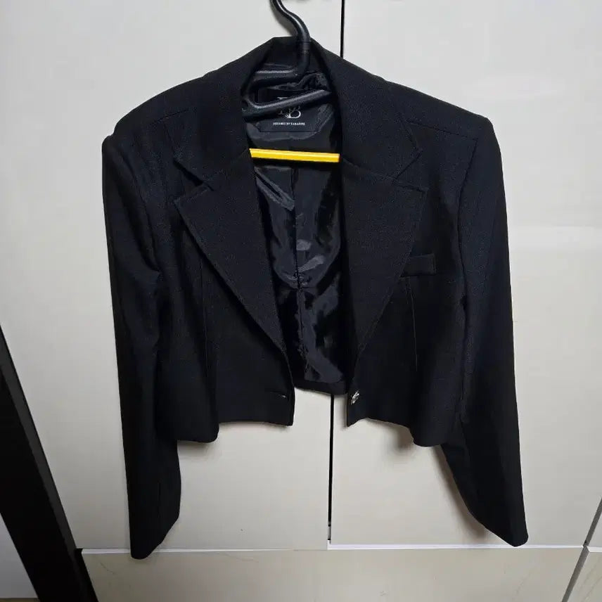 [BUNJANG] Dabagirl Cropped Jacket Black / 다바걸 크롭자켓 55-66
