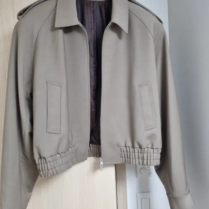 [BUNJANG] Elmood Baum Jacket Khaki Grey (Size 48) / 엘무드 바움 자켓 카키그레이(48)