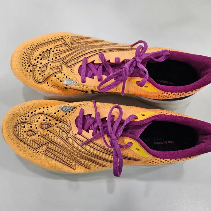[BUNJANG] New Balance FuelCell SC Elite V2 Running Shoes Size 260 / 뉴발란스 퓨어셀 SC엘리트 V2 260사이즈