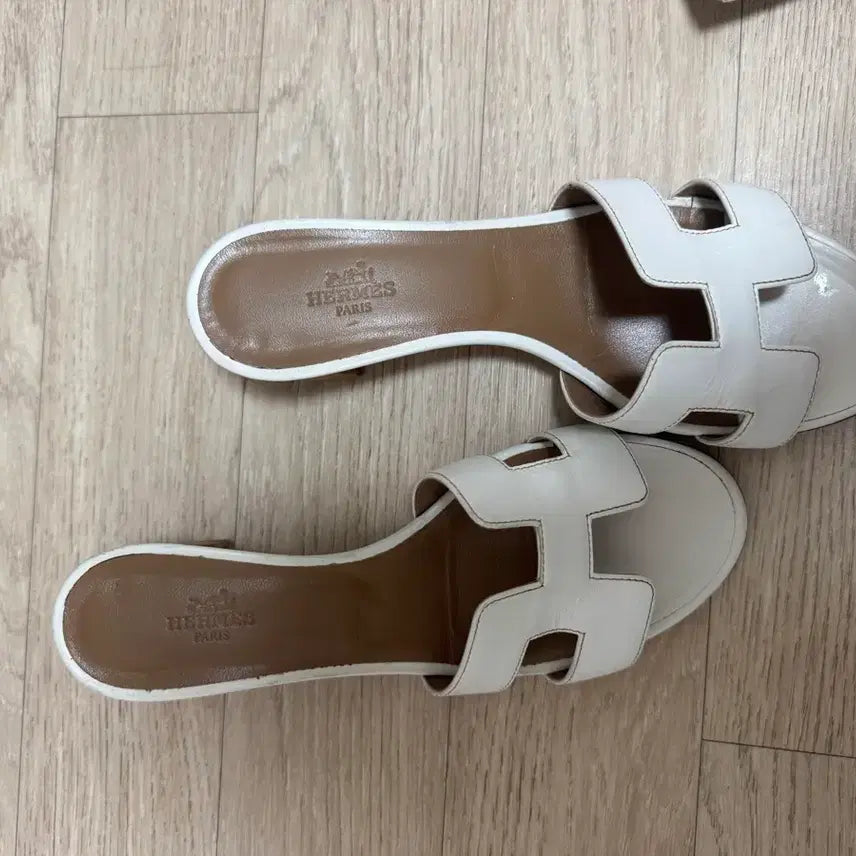 [BUNJANG] Hermes Oasis Sandals White Full Box / 에르메스 오아시스 샌들 화이트 풀박스