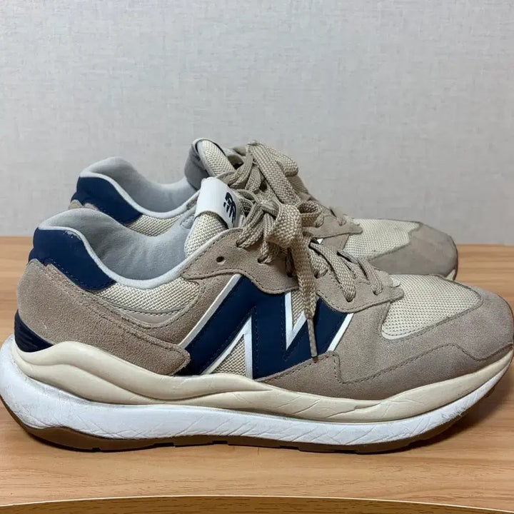 [BUNJANG] New Balance 5740 Brown Navy Sneakers / 뉴발 5740 브라운 네이비(275)_마지막 가격 인하