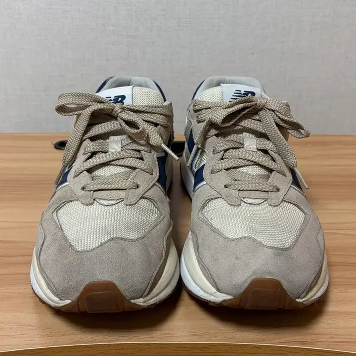 [BUNJANG] New Balance 5740 Brown Navy Sneakers / 뉴발 5740 브라운 네이비(275)_마지막 가격 인하