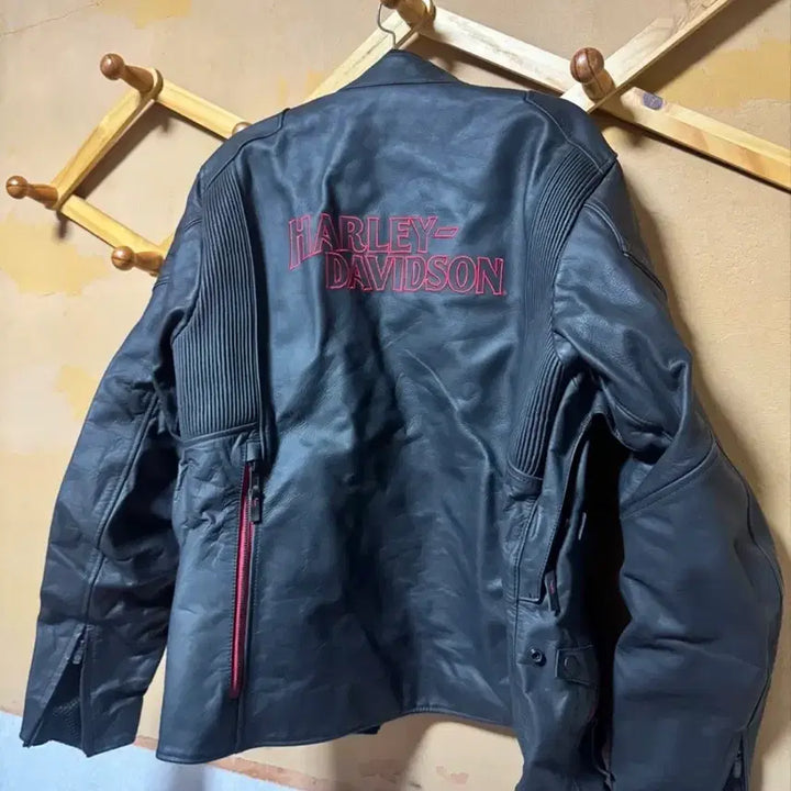 [BUNJANG] Harley-Davidson Limited Edition Black Leather Jacket / 할리데이비슨 블랙 가죽 자켓 한정판