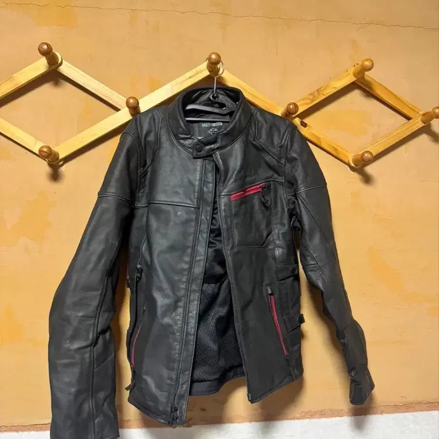[BUNJANG] Harley-Davidson Limited Edition Black Leather Jacket / 할리데이비슨 블랙 가죽 자켓 한정판
