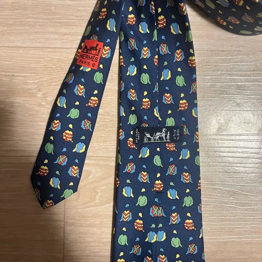 [BUNJANG] Hermès Navy Patterned Silk Tie / 에르메스 네이비 패턴 넥타이