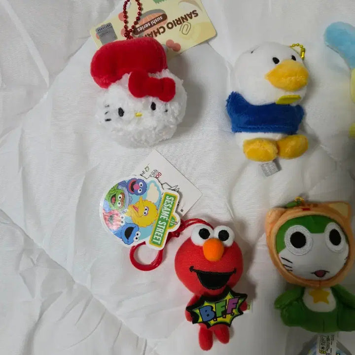 [BUNJANG] Bundle Sesame Keroro Ichiruno Keychain &amp; Hello Kitty Sanrio / 일괄 세서미 케로로 인형 아히루노 키링 핼로키티 산리오 열쇠고리 캐릭터