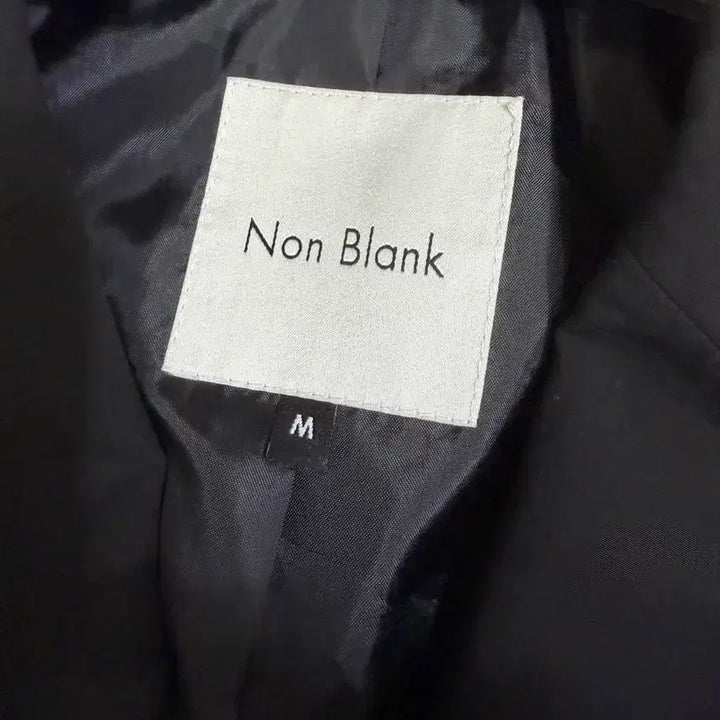 [BUNJANG] Nonblank Semi Oversized Blazer M / 넌블랭크 세미 오버핏 블레이저 M