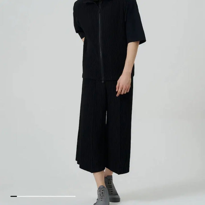 [BUNJANG] Homme Plissé Pleats Hakamia Pants (Size 3) / 옴므플리세 사선 절개 하카마 팬츠 (3)