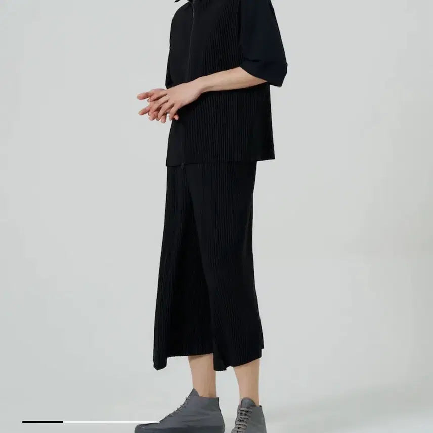 [BUNJANG] Homme Plissé Pleats Hakamia Pants (Size 3) / 옴므플리세 사선 절개 하카마 팬츠 (3)