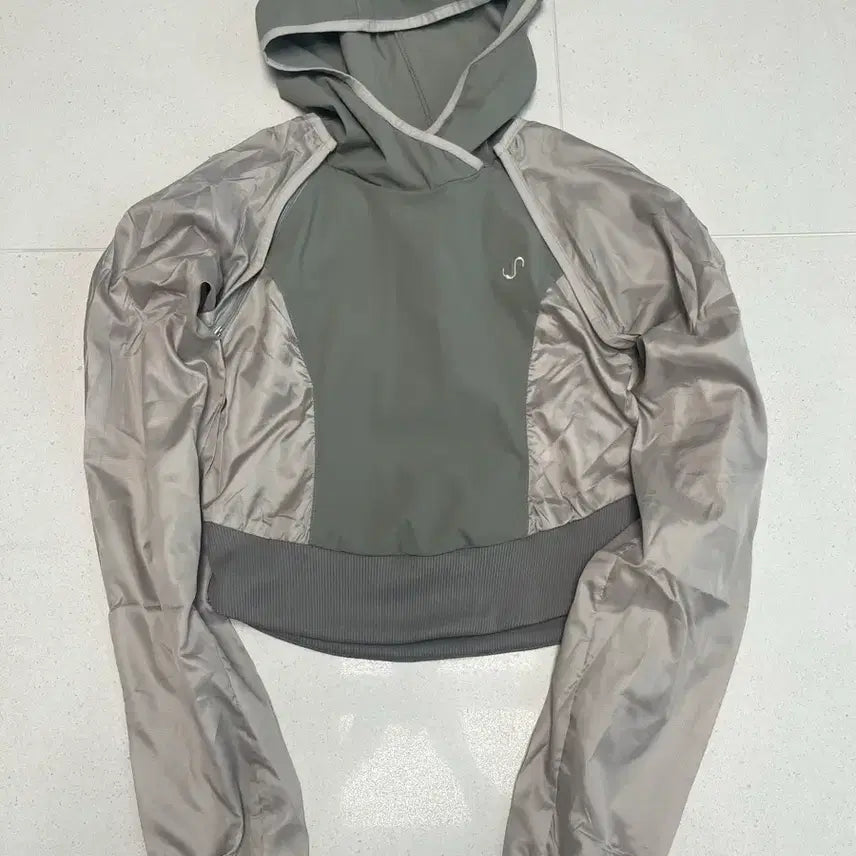[BUNJANG] OHOS 2-Way Hoodie Bolero Khaki / 오호스 2-way Hoodie Bolero / Khaki