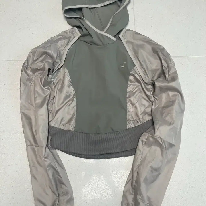 [BUNJANG] OHOS 2-Way Hoodie Bolero Khaki / 오호스 2-way Hoodie Bolero / Khaki