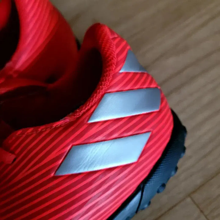 [BUNJANG] Adidas Nemeziz Futsal Shoes 235mm / 아디다스 네메시스풋살화 235