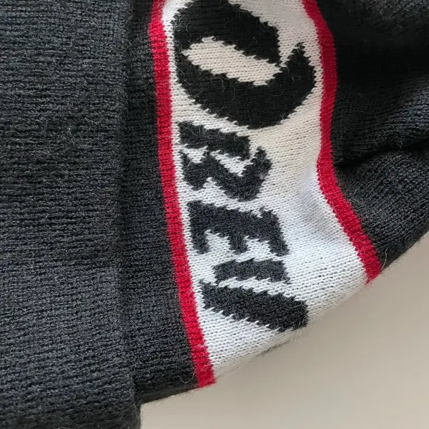 [BUNJANG] OBEY Pom Beanie / 오베이 방울비니