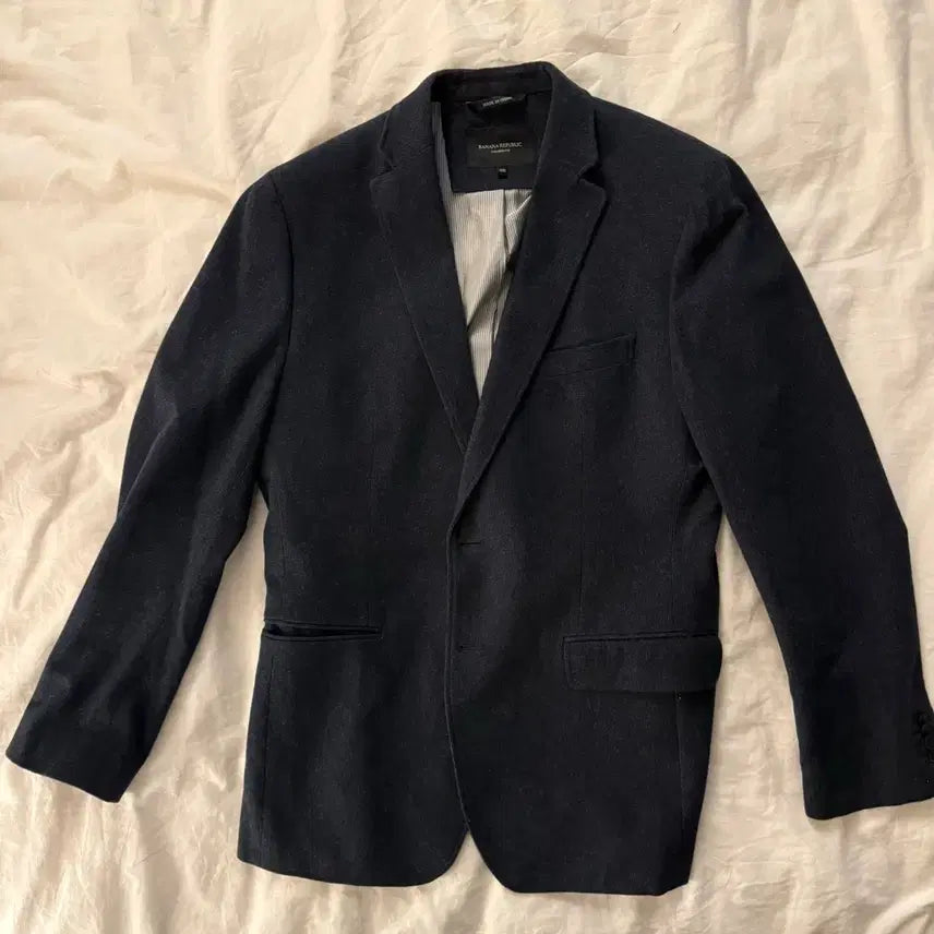 [BUNJANG] Banana Republic Italian Fabric Tailored Fit Blazer Jacket (Size 40R) / [정품] 바나나 리퍼블릭 이탈리안 패브릭 테일러드 자켓 (40R/100-