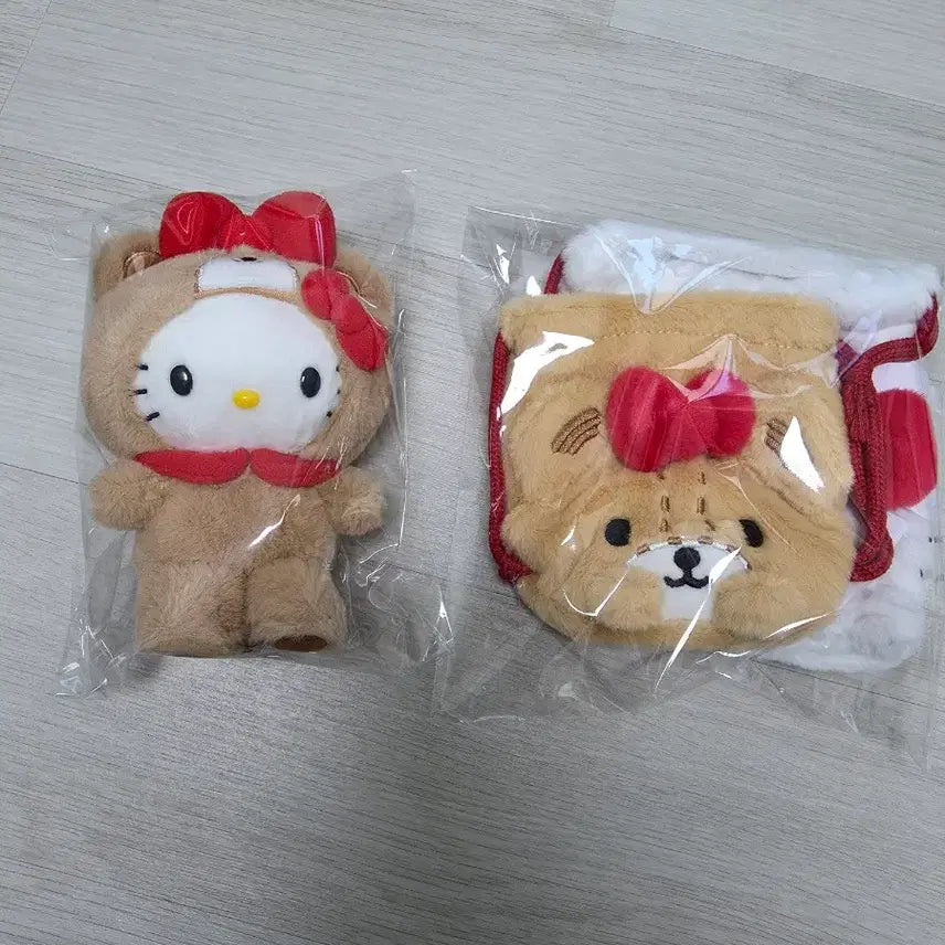 [BUNJANG] Sanrio Friends Series Hello Kitty Mascot Doll &amp; Pouch Set (Sealed) / 산리오 좋아하는친구와 함께 시리즈 헬로키티 마스코트 인형(미개봉)