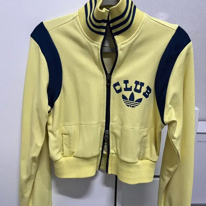 [BUNJANG] Adidas Club Crop Jersey Yellow / 아디다스 클럽 크롭 져지 옐로우