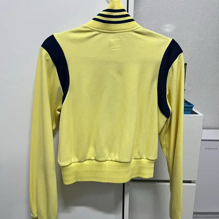 [BUNJANG] Adidas Club Crop Jersey Yellow / 아디다스 클럽 크롭 져지 옐로우