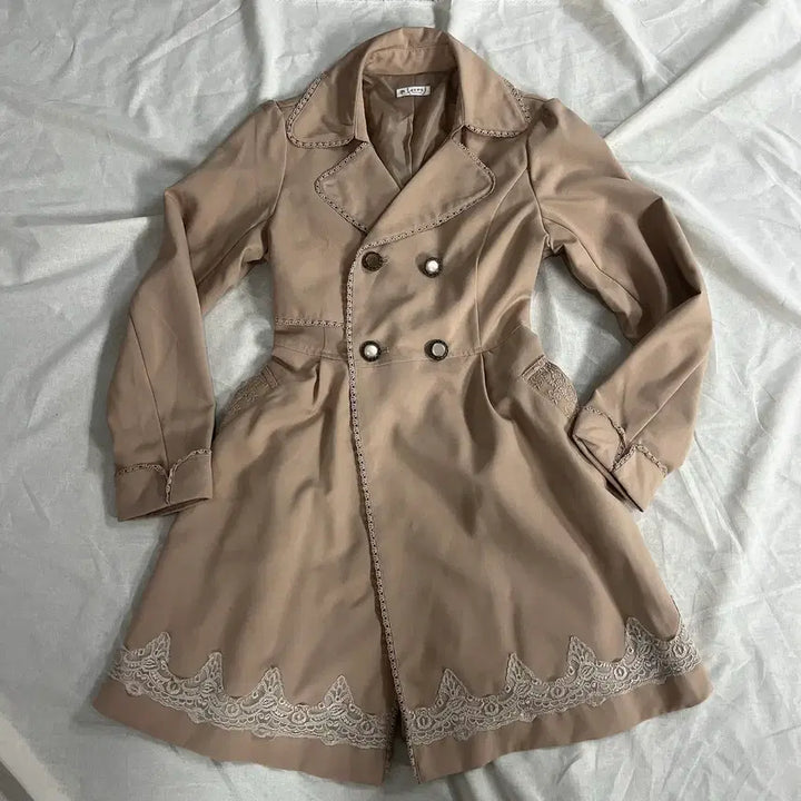 [BUNJANG] Axizfarm Lace Trench Coat Dress / 엑시즈팜 레이스 양산형 트렌치 코트 원피스