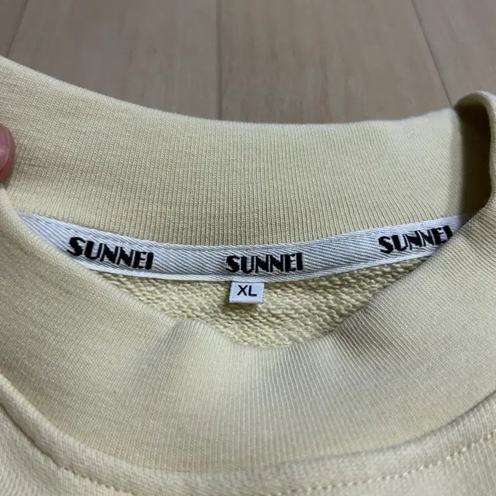 [BUNJANG] Sunnei Panel Logo Sweatshirt XL / 써네이 페널 로고 맨투맨 XL