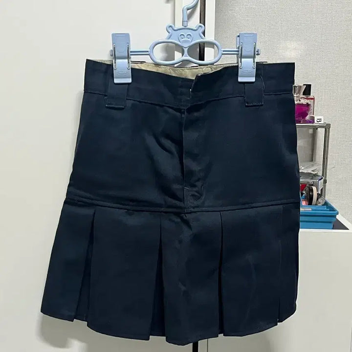 [BUNJANG] Yve Dickies Custom Pleated Skirt Navy / 유이브 디키즈 커스텀 스커트 네이비