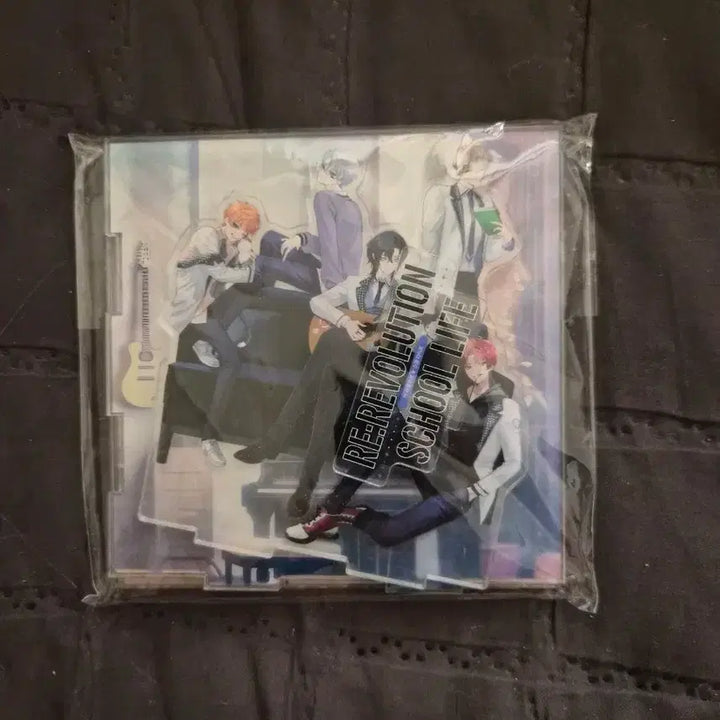 [SOLD OUT] 리레볼루션 스쿨라이프 아크릴 스탠드 디오라마 미개봉이나 살짝 까짐 있음