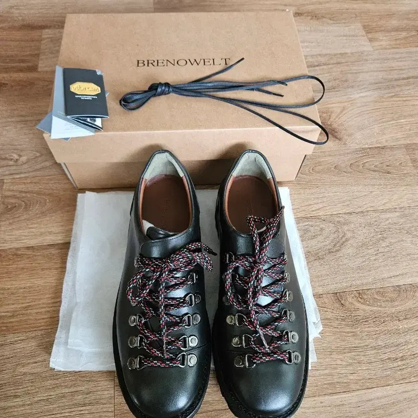 [BUNJANG] BrenoWell 201 Mountain Shoes Vibram Goodyear Welt Custom / 브레노웰트 206 트레킹슈즈 마운틴슈즈 비브람 굿이어웰트