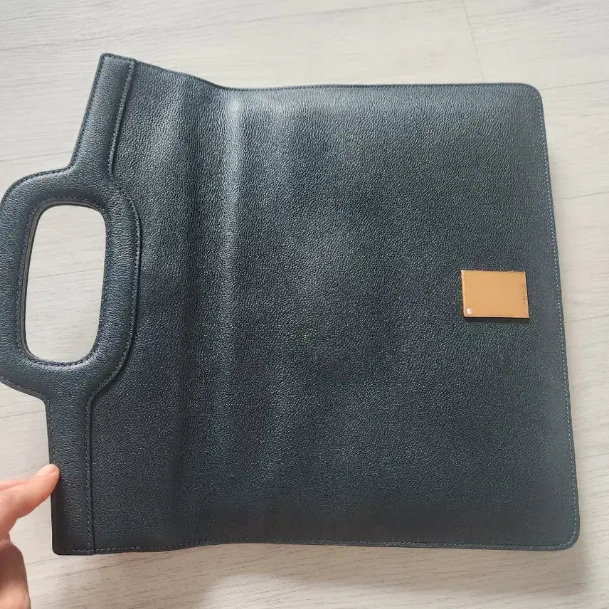 [BUNJANG] Couronne Black Leather Clutch Bag / [COURONNE] 쿠론 블랙 가죽 클러치 백
